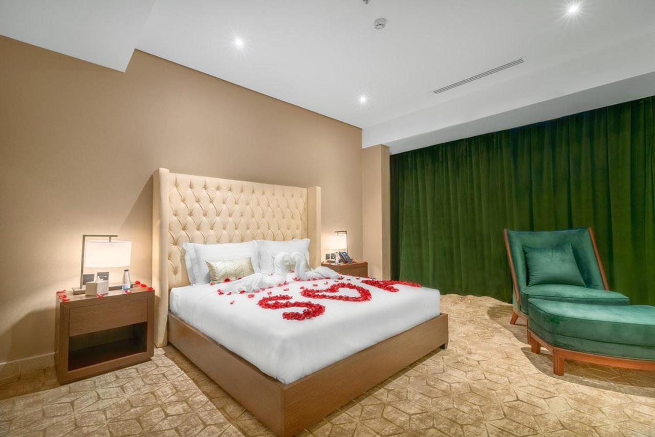 Suknai Royal Hotel Хаил Екстериор снимка