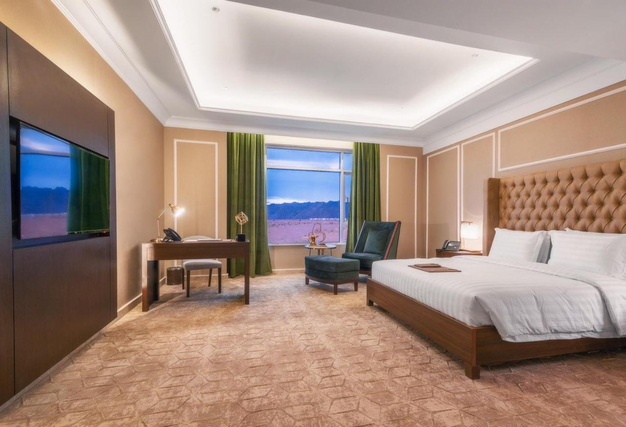 Suknai Royal Hotel Хаил Екстериор снимка
