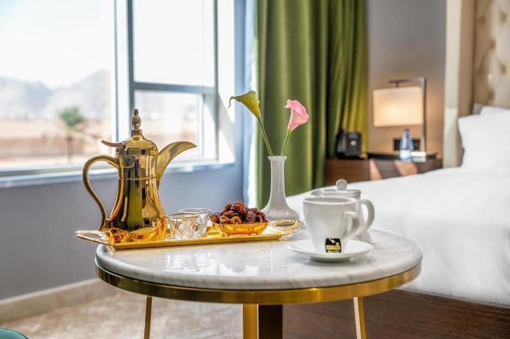 Suknai Royal Hotel Хаил Екстериор снимка