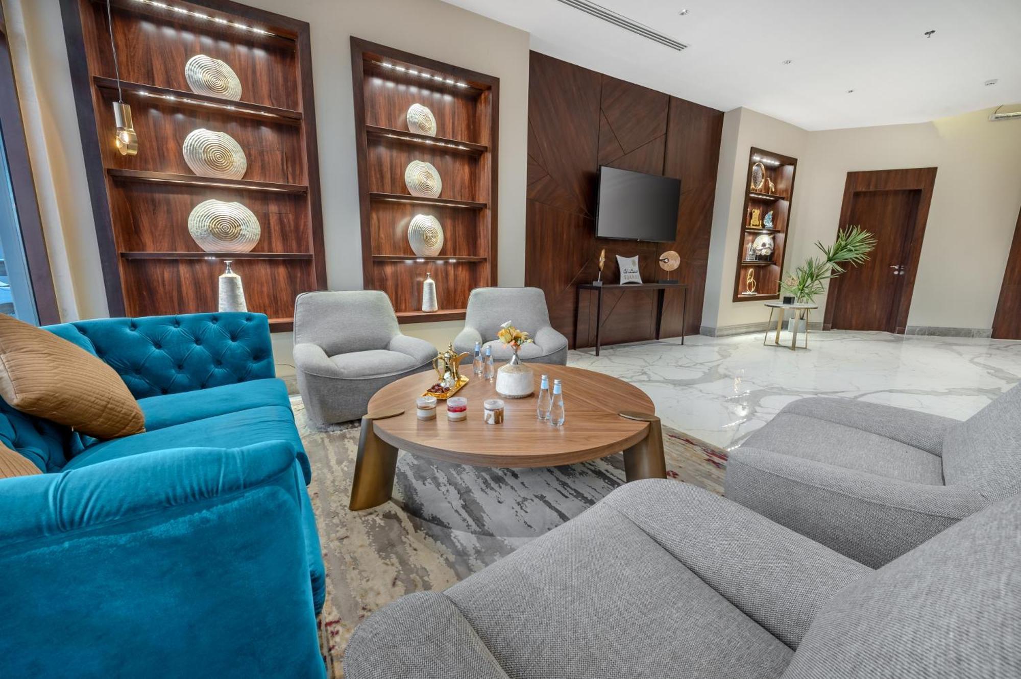 Suknai Royal Hotel Хаил Екстериор снимка