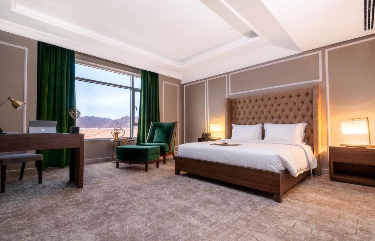 Suknai Royal Hotel Хаил Екстериор снимка